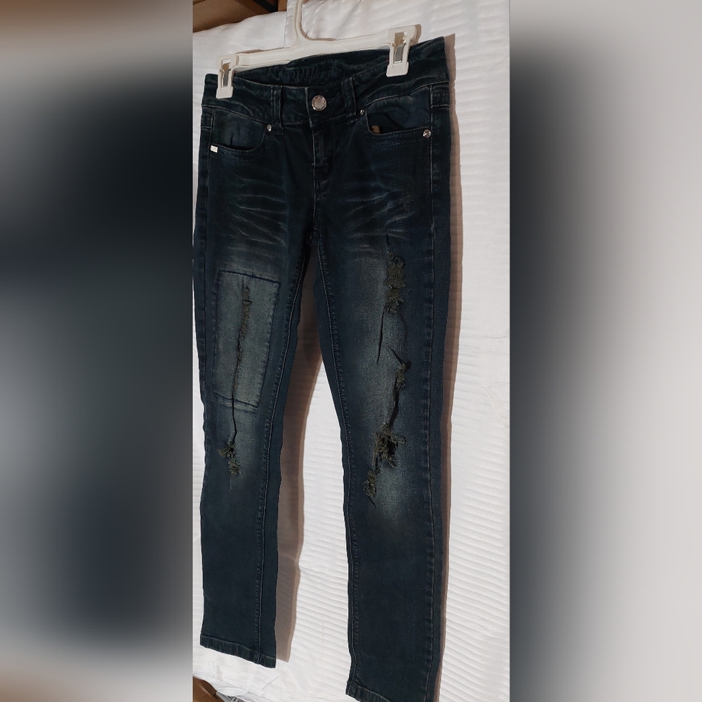 3/$5 Women's 5/6 Distressed Dark Wash Jeans